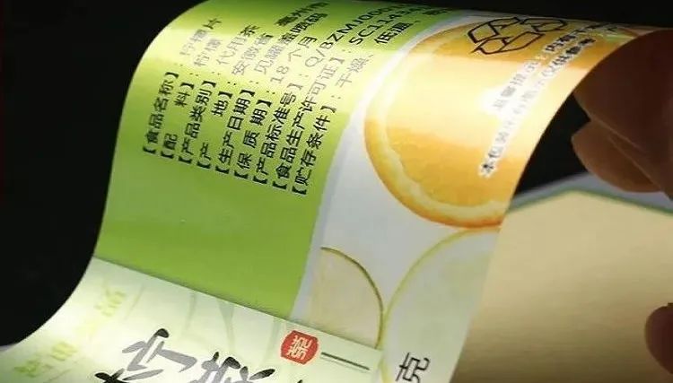 如何選擇最佳產品標簽覆膜？提升外觀、耐用性與品牌形象的關